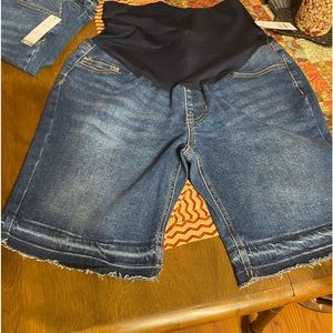 Maternity Bermuda shorts